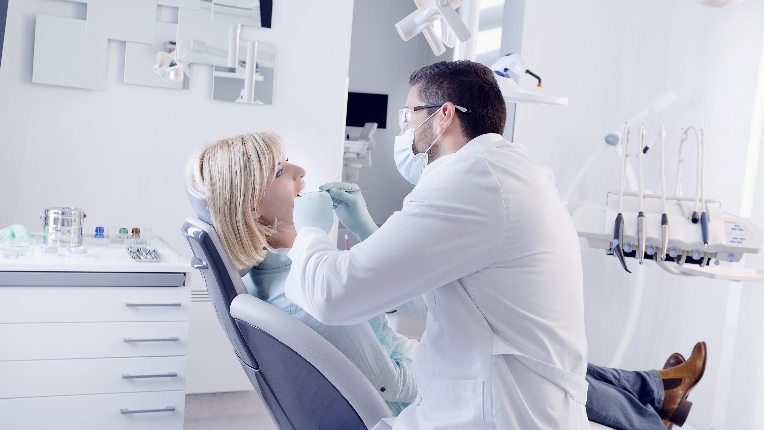 Dentist in Toa Alta, PR